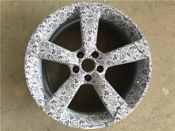 輪轂彩繪修復(fù)前