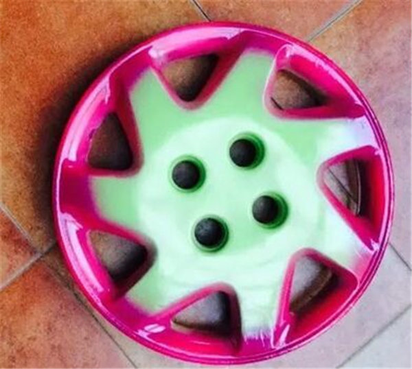 輪轂彩繪修復(fù)前