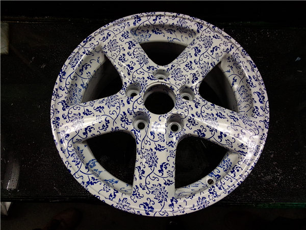 輪轂彩繪修復(fù)前