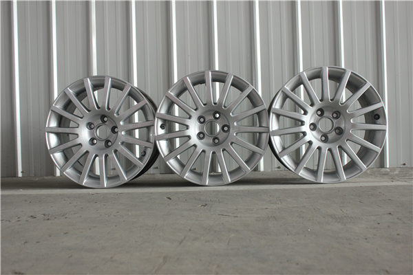 輪轂修復(fù)案例修復(fù)前